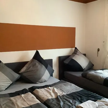 Апартаменты Neu Renoviert 2025! 4zimmer 8 Einzelbetten Zeche Zollverein Эссен