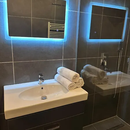 Neu Renoviert 2025! 4zimmer 8 Einzelbetten Zeche Zollverein Апартаменты